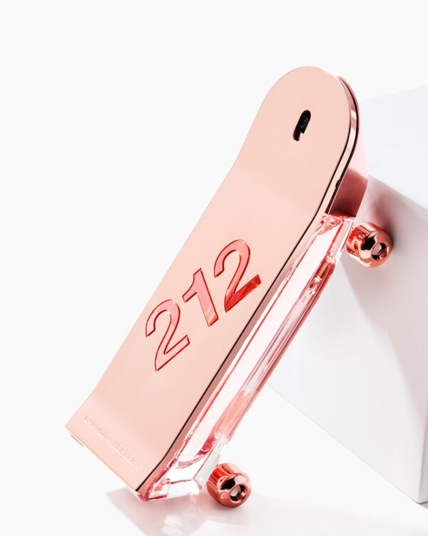 PERFUME  FEMININO CAROLINA HERRERA 212 HEROES  EAU DE PARFUM 80ML - Image 4